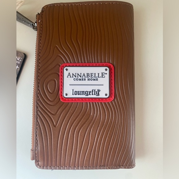 Loungefly The Conjuring Annabelle Cosplay Bifold Wallet - Picture 2 of 10